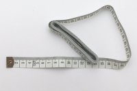Metr krejčovský bílý 150cm, složený