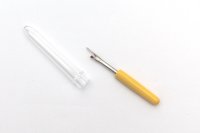 Páráček nití v plastovém pouzdře- žlutý, délka 120 mm