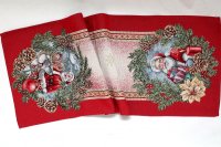 Ubrus gobelínový- SANTA S NADÍKLOU, 37 x 98 cm